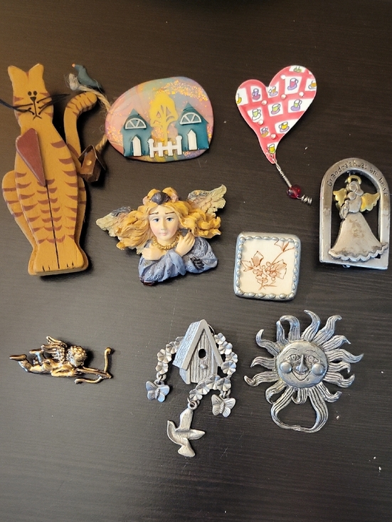 Jewelry - Assorted Decorative Brooch and Pin Lot - Cat, Angel, Sun, Birdhouse, Heart